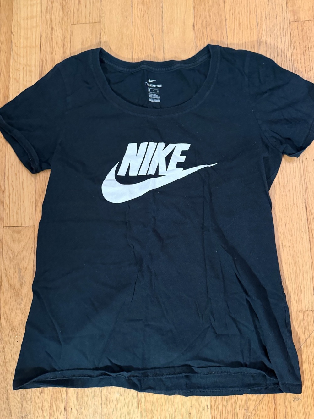 Nike Women's Black Logo Tee Size Small